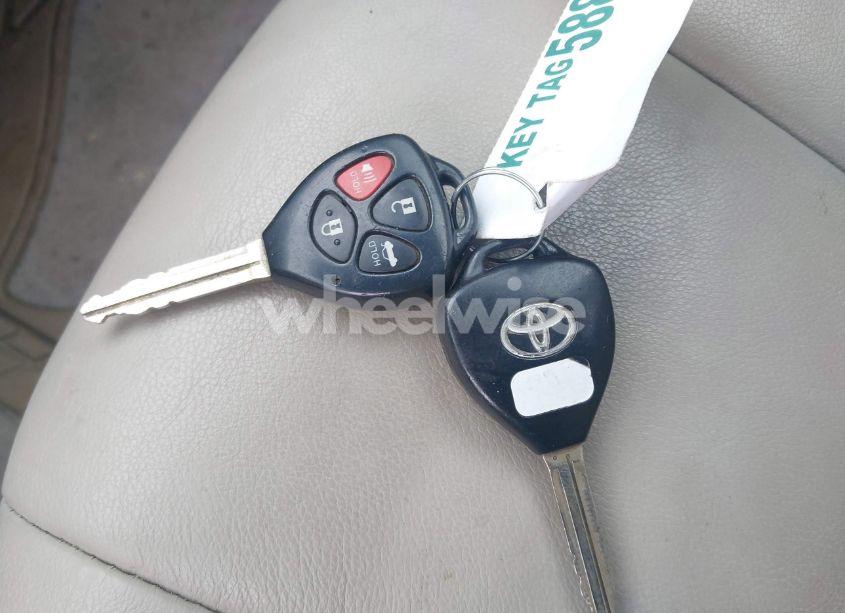 Photo 11 of 2009 Toyota Camry LE (VIN 4T1BE46KX9U826446)