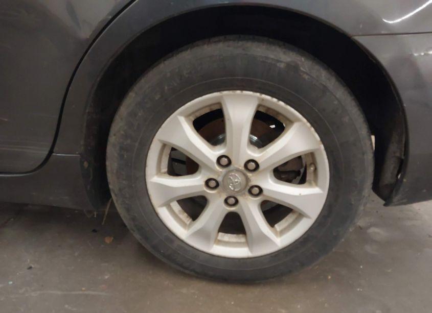 Photo 12 of 2009 Toyota Camry LE (VIN 4T1BE46KX9U833462)