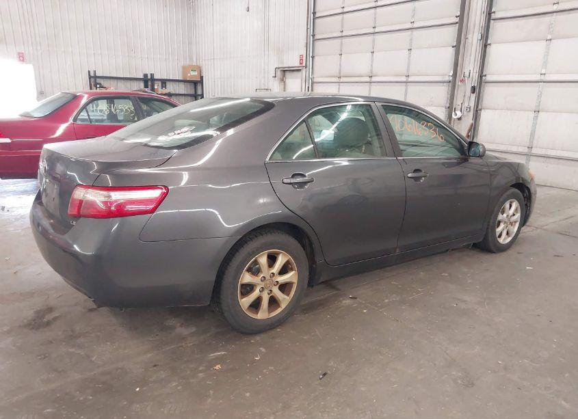 Photo 4 of 2009 Toyota Camry LE (VIN 4T1BE46KX9U833462)