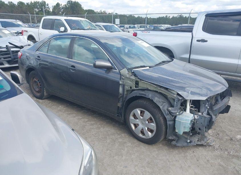 2009 Toyota Camry LE (VIN 4T1BE46KX9U835860) main photo