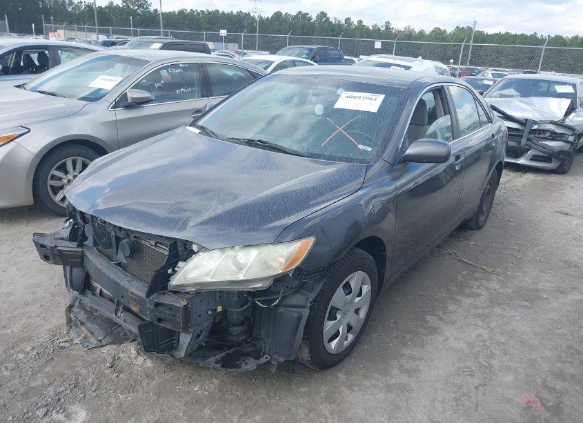 Photo 2 of 2009 Toyota Camry LE (VIN 4T1BE46KX9U835860)