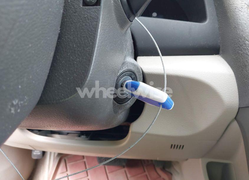 Photo 11 of 2009 Toyota Camry LE (VIN 4T1BE46KX9U846616)