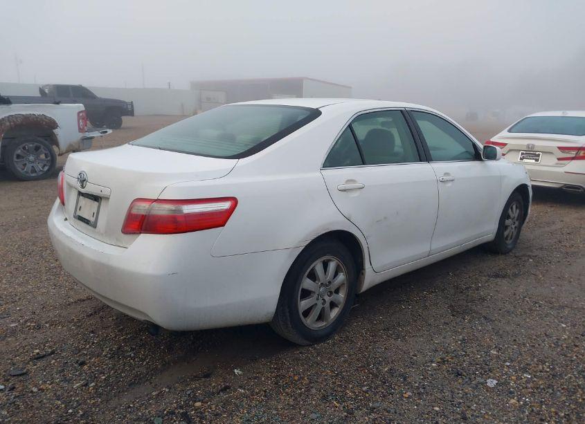 Photo 4 of 2009 Toyota Camry (VIN 4T1BE46KX9U849337)