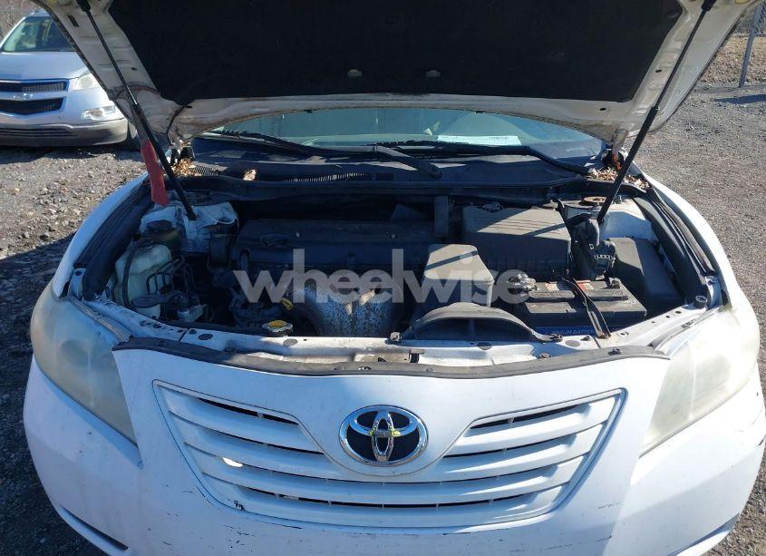 Photo 10 of 2009 Toyota Camry LE (VIN 4T1BE46KX9U855123)