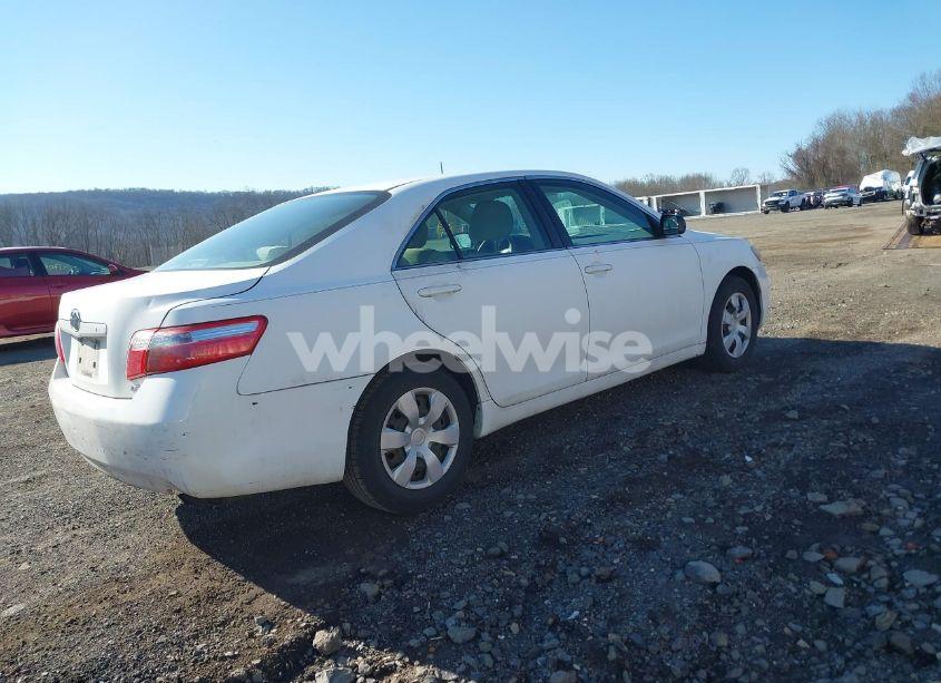Photo 4 of 2009 Toyota Camry LE (VIN 4T1BE46KX9U855123)