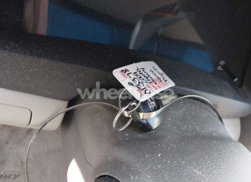 Photo 11 of 2009 Toyota Camry LE (VIN 4T1BE46KX9U857180)