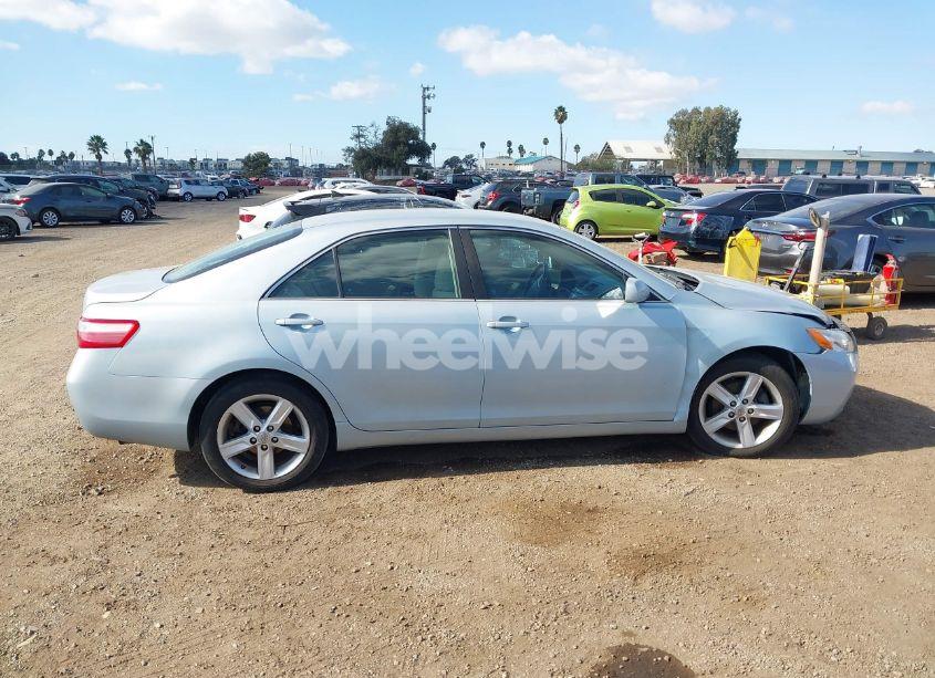 Photo 13 of 2009 Toyota Camry LE (VIN 4T1BE46KX9U865781)