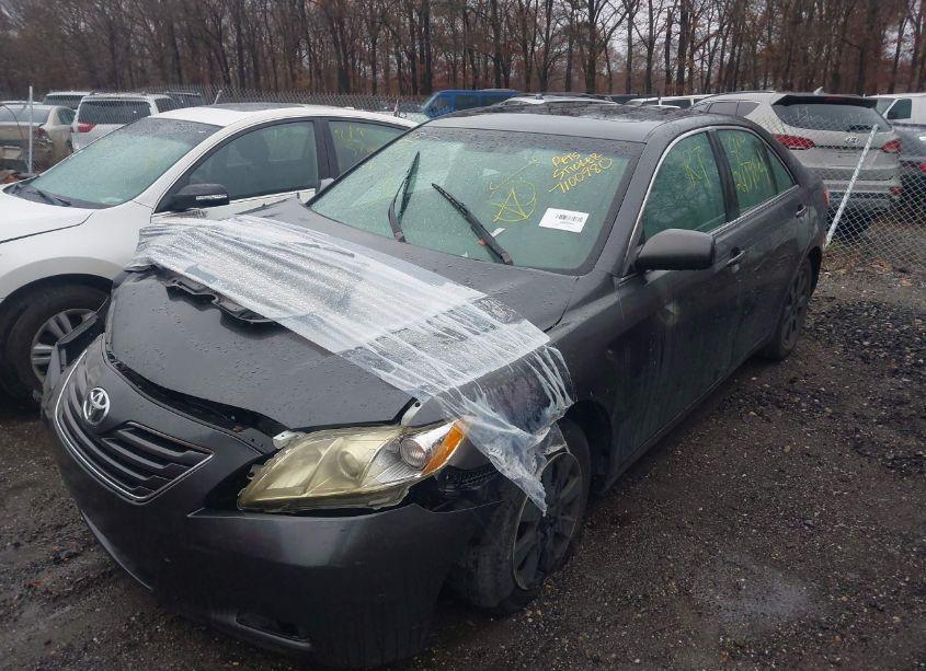 Photo 2 of 2009 Toyota Camry XLE (VIN 4T1BE46KX9U885562)