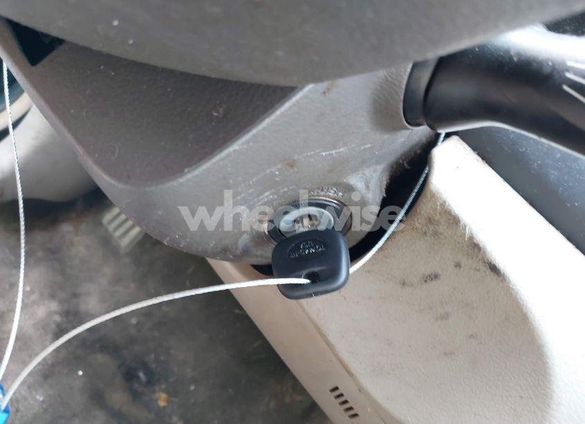 Photo 11 of 2009 Toyota Camry LE (VIN 4T1BE46KX9U904319)