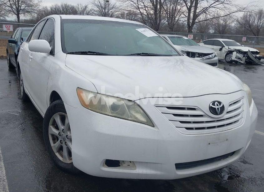 2009 Toyota Camry LE (VIN 4T1BE46KX9U908273) main photo