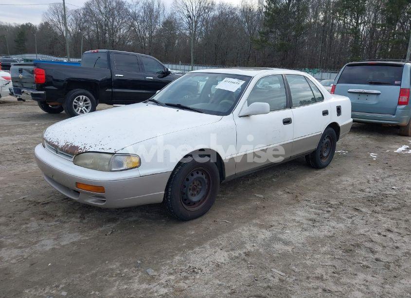 Photo 2 of 1996 Toyota Camry LE/XLE/SE (VIN 4T1BF12K0TU874059)