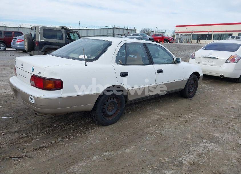 Photo 4 of 1996 Toyota Camry LE/XLE/SE (VIN 4T1BF12K0TU874059)