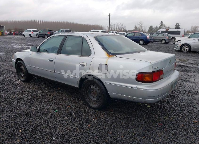 Photo 3 of 1996 Toyota Camry LE/XLE/SE (VIN 4T1BF12K1TU137601)