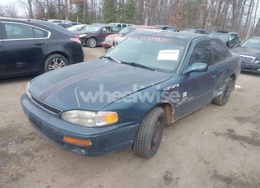 Photo 2 of 1996 Toyota Camry LE/XLE/SE (VIN 4T1BF12K2TU871468)