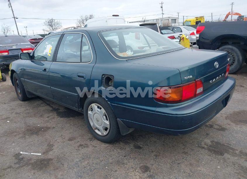 Photo 3 of 1996 Toyota Camry LE/XLE/SE (VIN 4T1BF12K3TU117205)