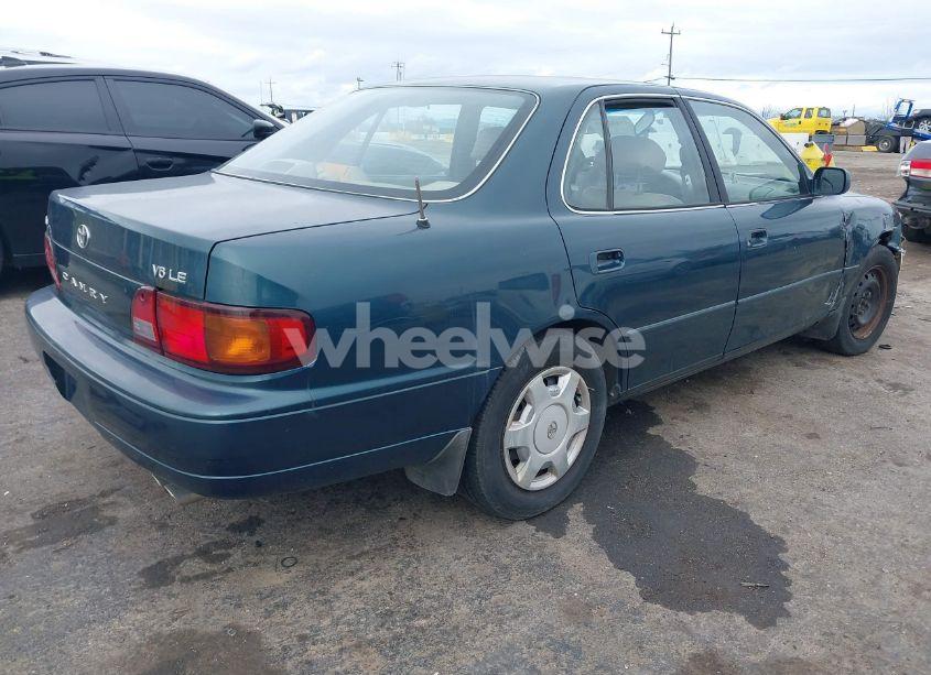 Photo 4 of 1996 Toyota Camry LE/XLE/SE (VIN 4T1BF12K3TU117205)