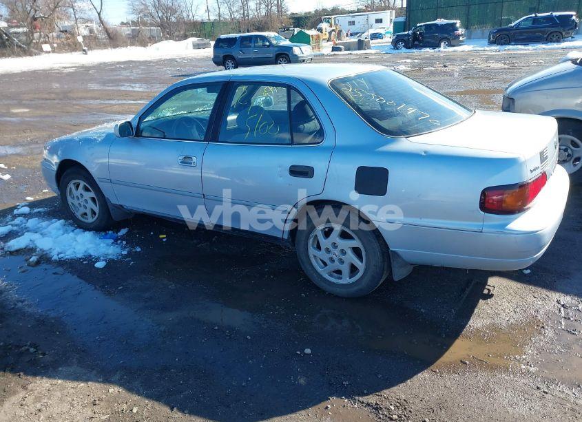 Photo 3 of 1996 Toyota Camry LE/XLE/SE (VIN 4T1BF12K4TU128214)