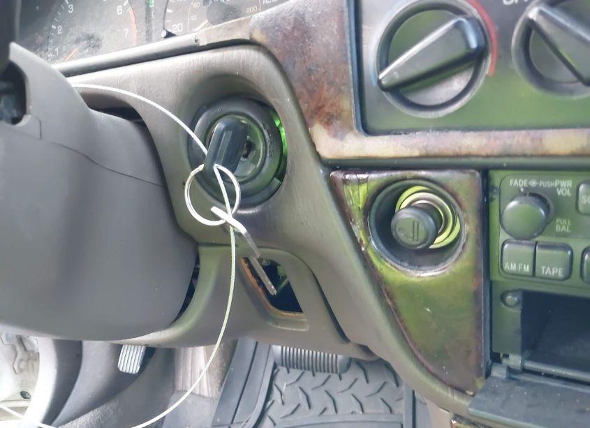 Photo 11 of 1996 Toyota Camry LE/XLE/SE (VIN 4T1BF12KXTU871864)