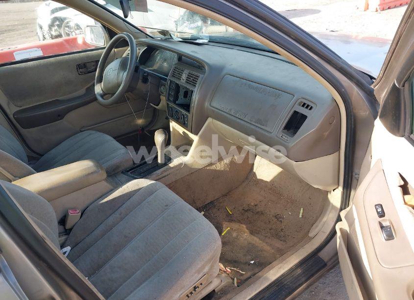 Photo 5 of 1998 Toyota Avalon XL (VIN 4T1BF18B0WU281930)