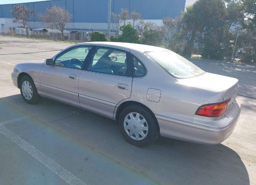 Photo 3 of 1998 Toyota Avalon XL (VIN 4T1BF18B2WU231403)