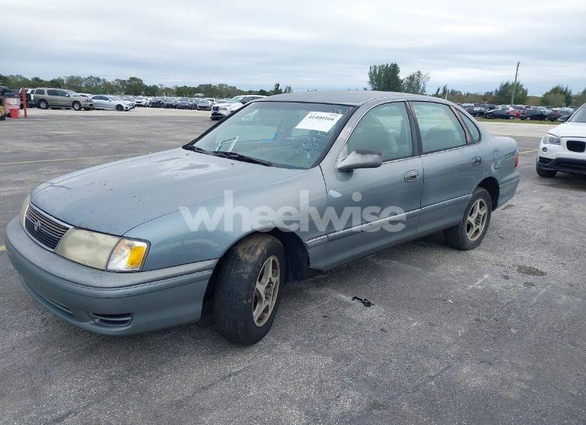 Photo 2 of 1998 Toyota Avalon XL (VIN 4T1BF18B2WU269701)