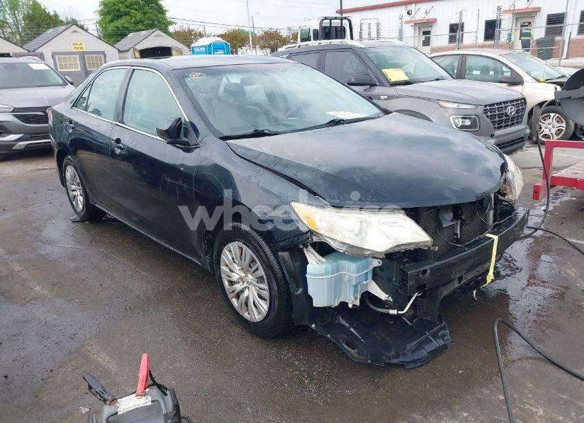 2012 Toyota Camry LE (VIN 4T1BF1FK0CU029447) main photo