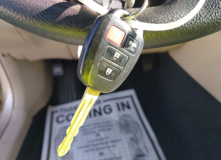 Photo 11 of 2012 Toyota Camry LE (VIN 4T1BF1FK0CU036088)