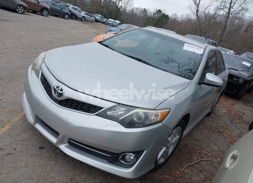 Photo 2 of 2012 Toyota Camry SE (VIN 4T1BF1FK0CU036916)