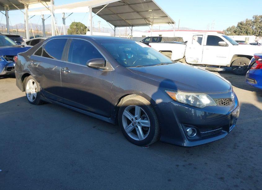 2012 Toyota Camry SE (VIN 4T1BF1FK0CU051481) main photo