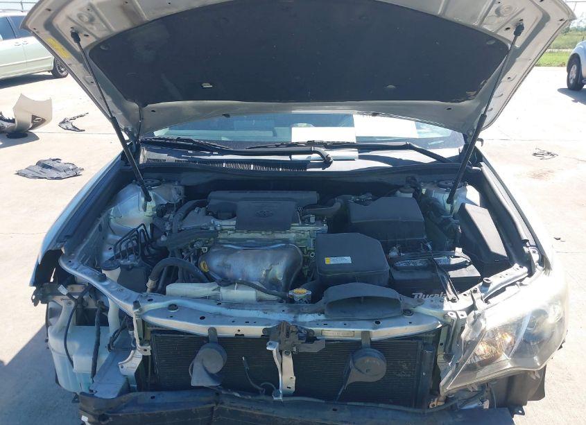 Photo 10 of 2012 Toyota Camry L/LE/SE/SE LIMITED EDITION/XLE (VIN 4T1BF1FK0CU051951)