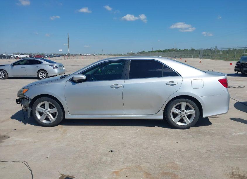 Photo 14 of 2012 Toyota Camry L/LE/SE/SE LIMITED EDITION/XLE (VIN 4T1BF1FK0CU051951)