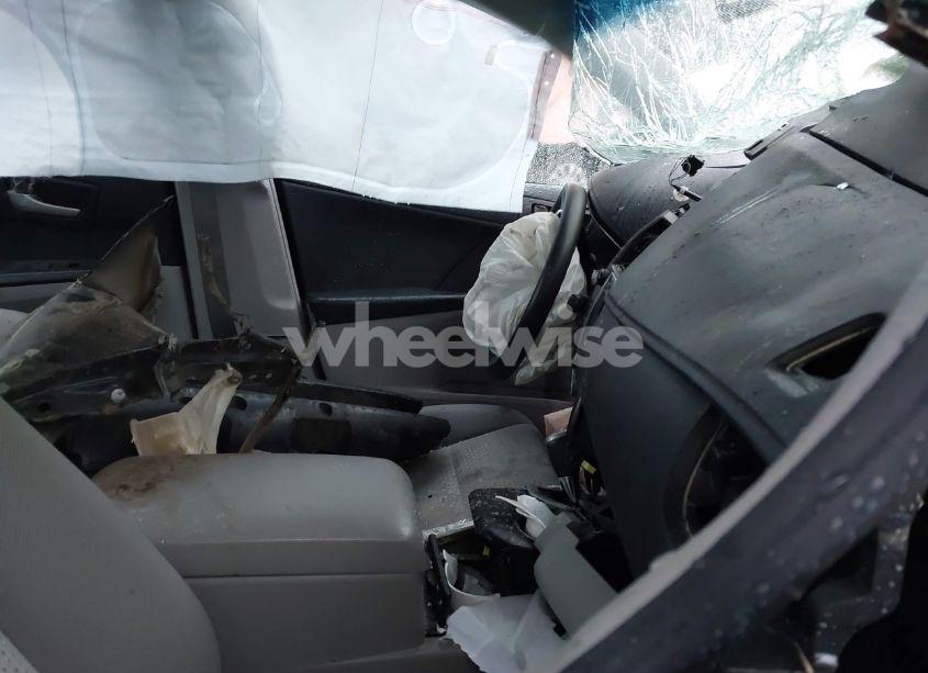 Photo 5 of 2012 Toyota Camry LE (VIN 4T1BF1FK0CU053571)