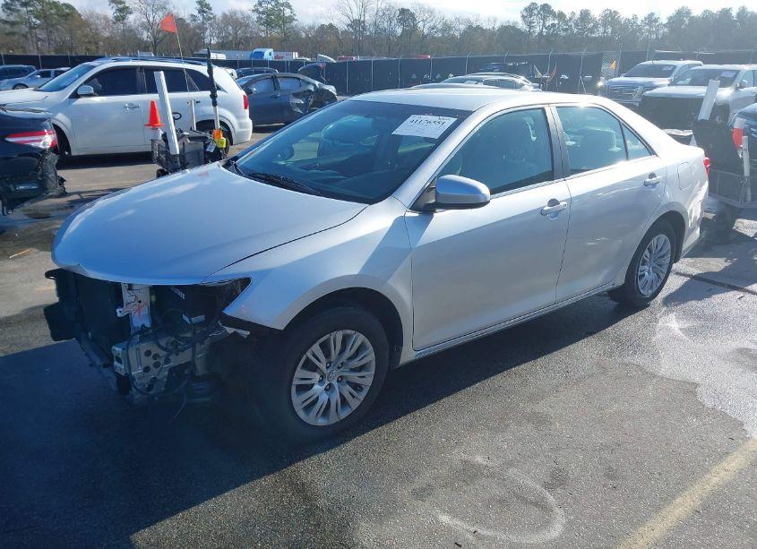 Photo 2 of 2012 Toyota Camry LE (VIN 4T1BF1FK0CU056244)
