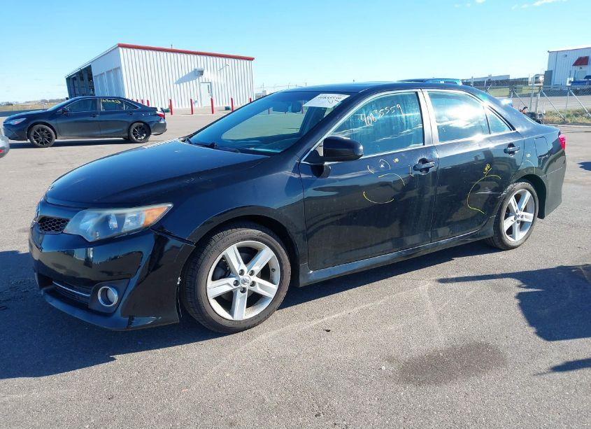 Photo 2 of 2012 Toyota Camry SE (VIN 4T1BF1FK0CU089163)