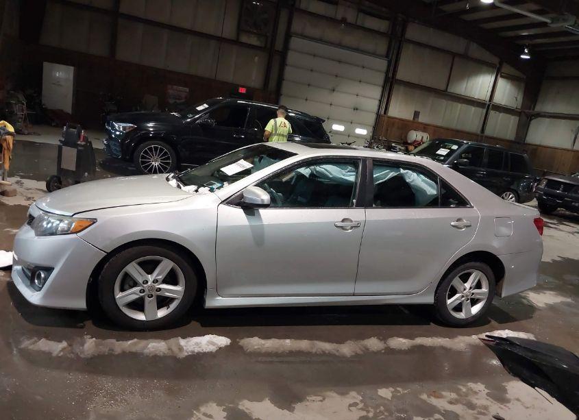 Photo 15 of 2012 Toyota Camry SE (VIN 4T1BF1FK0CU093472)