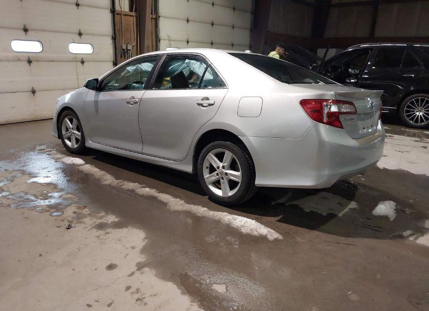 Photo 3 of 2012 Toyota Camry SE (VIN 4T1BF1FK0CU093472)