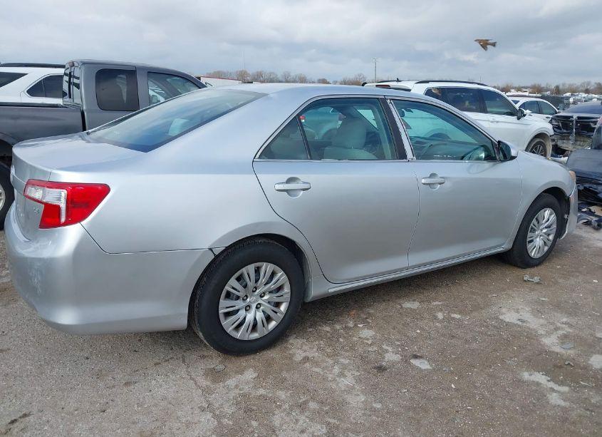 Photo 4 of 2012 Toyota Camry LE (VIN 4T1BF1FK0CU095870)