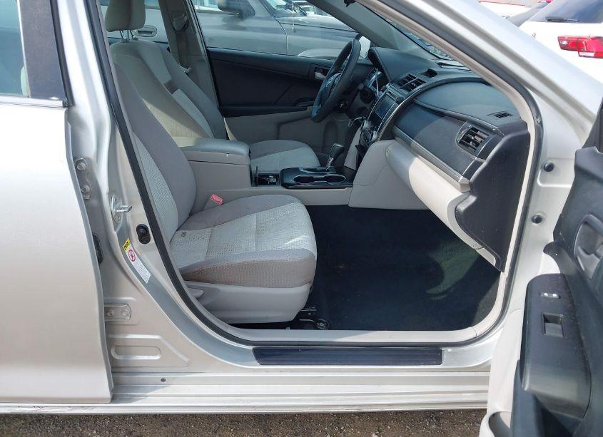 Photo 5 of 2012 Toyota Camry LE (VIN 4T1BF1FK0CU095870)