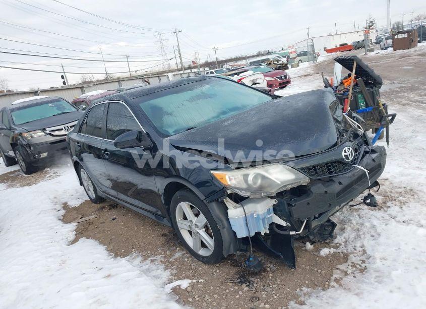 2012 Toyota Camry SE (VIN 4T1BF1FK0CU140452) main photo