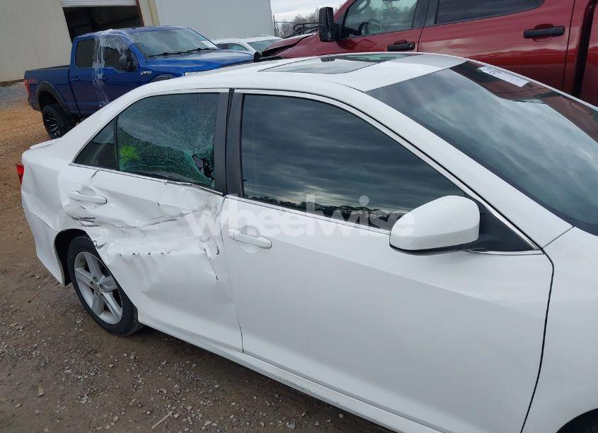 Photo 13 of 2012 Toyota Camry SE (VIN 4T1BF1FK0CU144923)