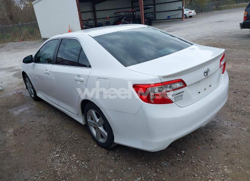 Photo 3 of 2012 Toyota Camry SE (VIN 4T1BF1FK0CU144923)