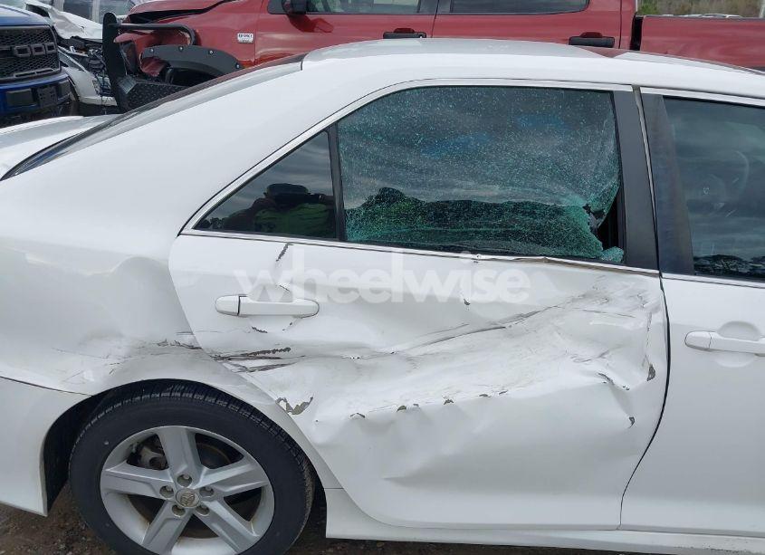 Photo 6 of 2012 Toyota Camry SE (VIN 4T1BF1FK0CU144923)