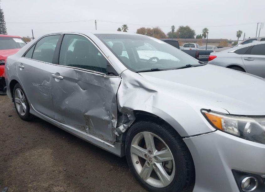 Photo 13 of 2012 Toyota Camry SE (VIN 4T1BF1FK0CU152553)