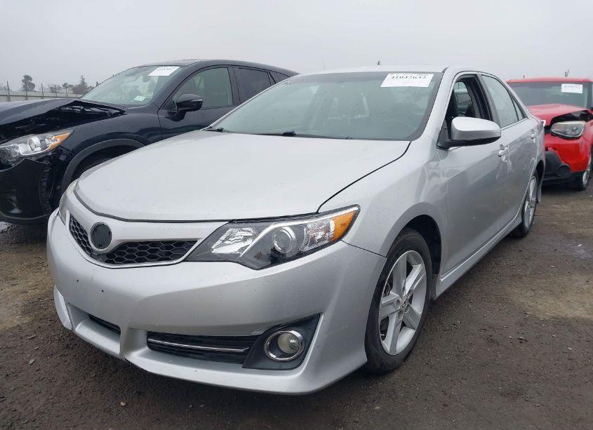 Photo 2 of 2012 Toyota Camry SE (VIN 4T1BF1FK0CU152553)