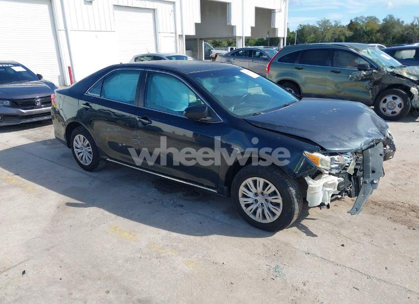 2012 Toyota Camry LE (VIN 4T1BF1FK0CU153072) main photo