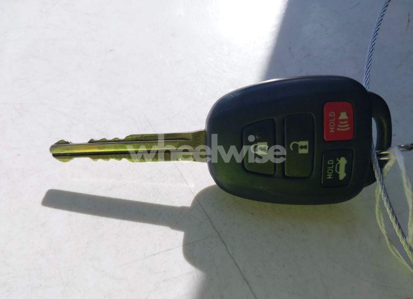 Photo 11 of 2012 Toyota Camry LE (VIN 4T1BF1FK0CU153072)