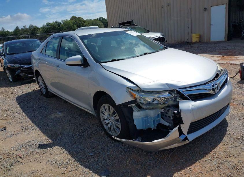 2012 Toyota Camry LE (VIN 4T1BF1FK0CU186394) main photo