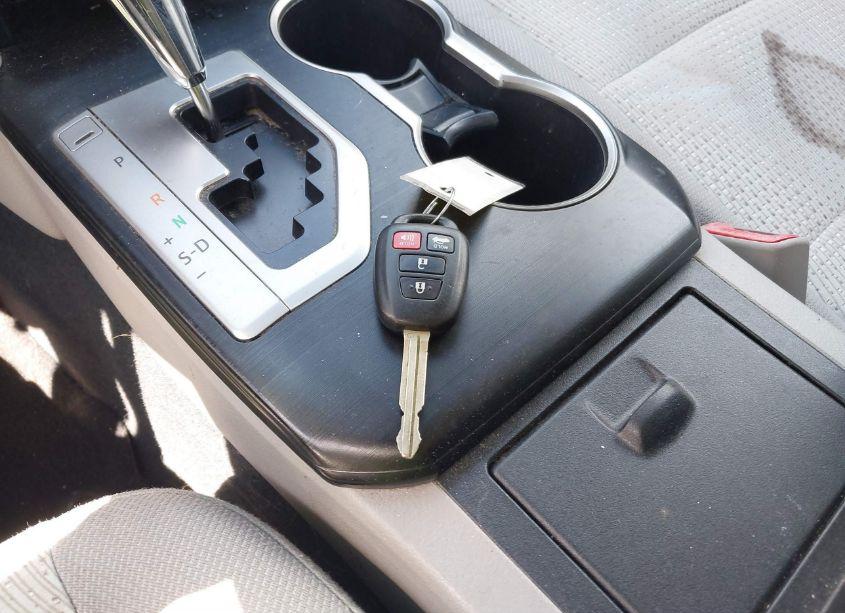 Photo 11 of 2012 Toyota Camry LE (VIN 4T1BF1FK0CU186394)