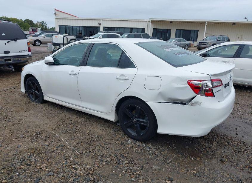 Photo 3 of 2012 Toyota Camry SE (VIN 4T1BF1FK0CU503493)