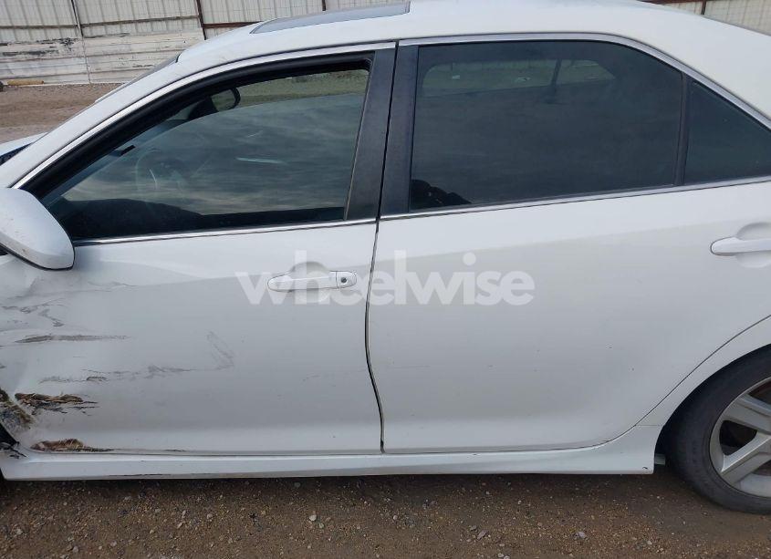 Photo 14 of 2012 Toyota Camry SE (VIN 4T1BF1FK0CU540009)